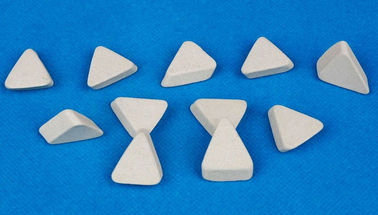 Tight tolerance Ceramic Polishing Media , finishing media 2 to 3 g /cm3 gravity