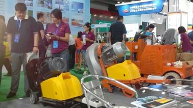 Drive on Polishing Machine / Grinding Machine With Vacuum Cleaner